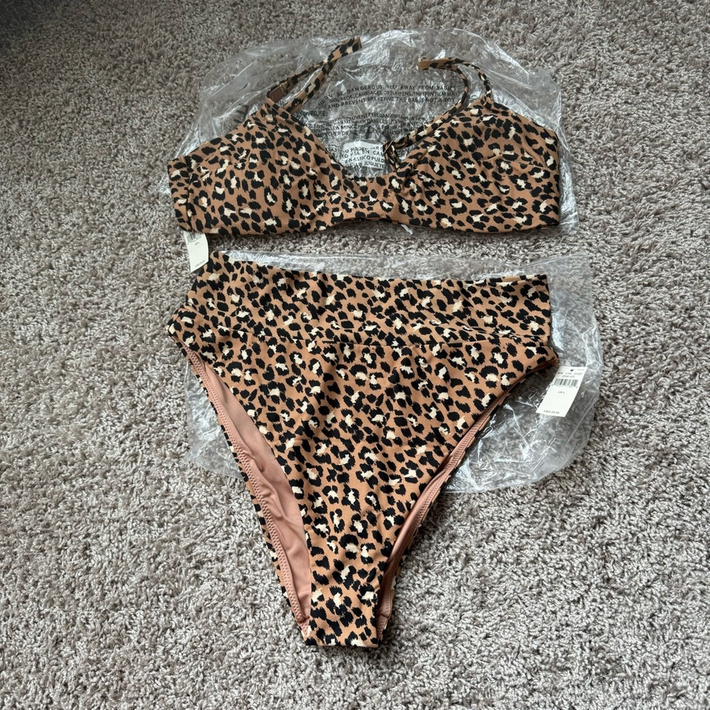 NWT! Aerie leopard cheetah print bathing suite high waisted bottoms